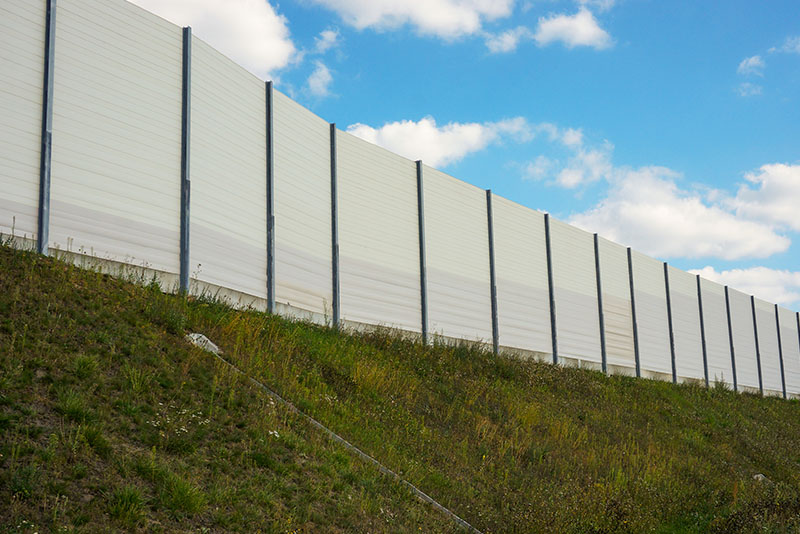 How Soundproof Fencing Reduces Noise Pollution in Urban Areas - Image 2