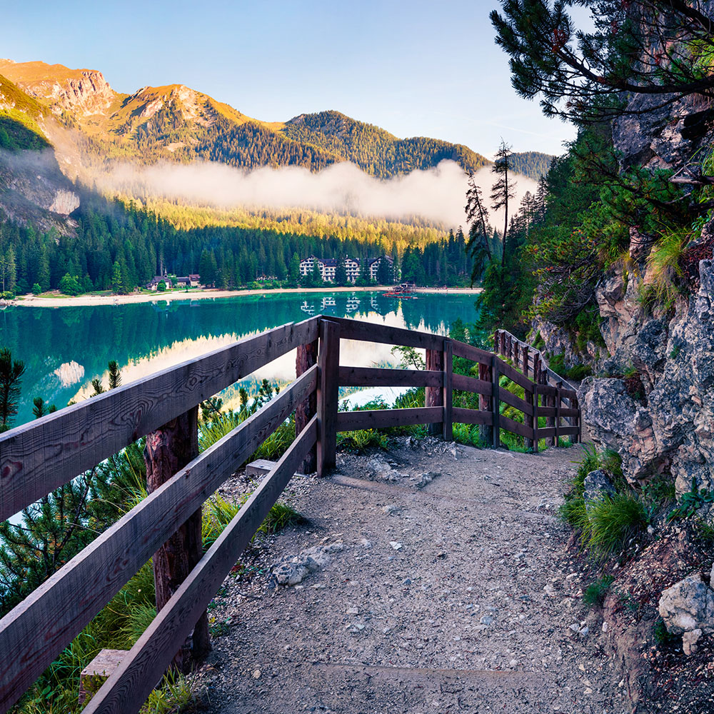 Durable Fencing Solutions for Mountain and Recreational Properties - Image 2