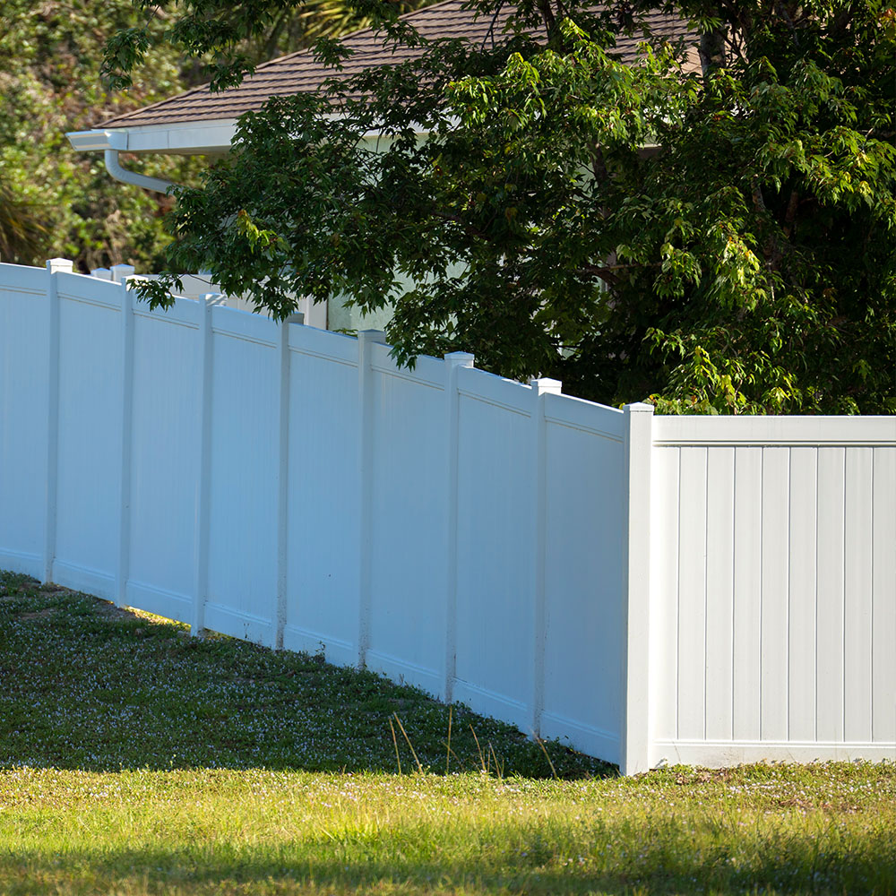 Fence Material Selection for Burnaby’s Mixed Residential Zones - Image 2