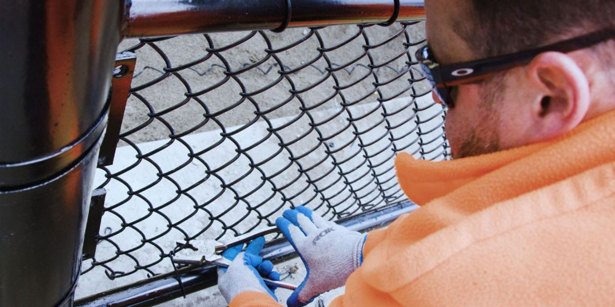 9 Questions to Ask a Fence Contractor Before You Hire Them - Image 1