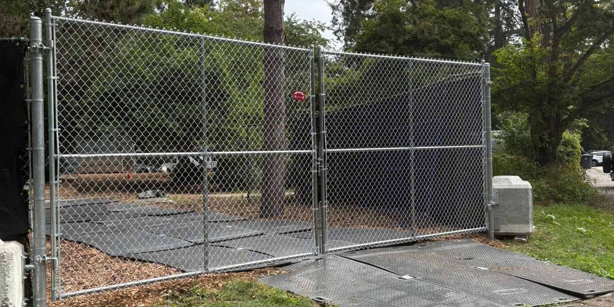 Vancouver Fence Bylaws – What You Need to Know Before You Build – Image 2 Vancouver Fence Bylaws - What You Need to Know Before You Build - Image 2