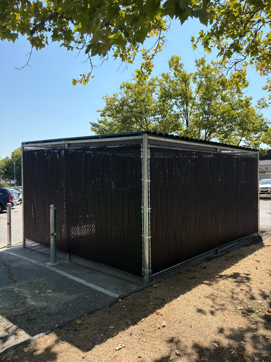 Garbage Enclosure – Kingsway – Royal LePage 1